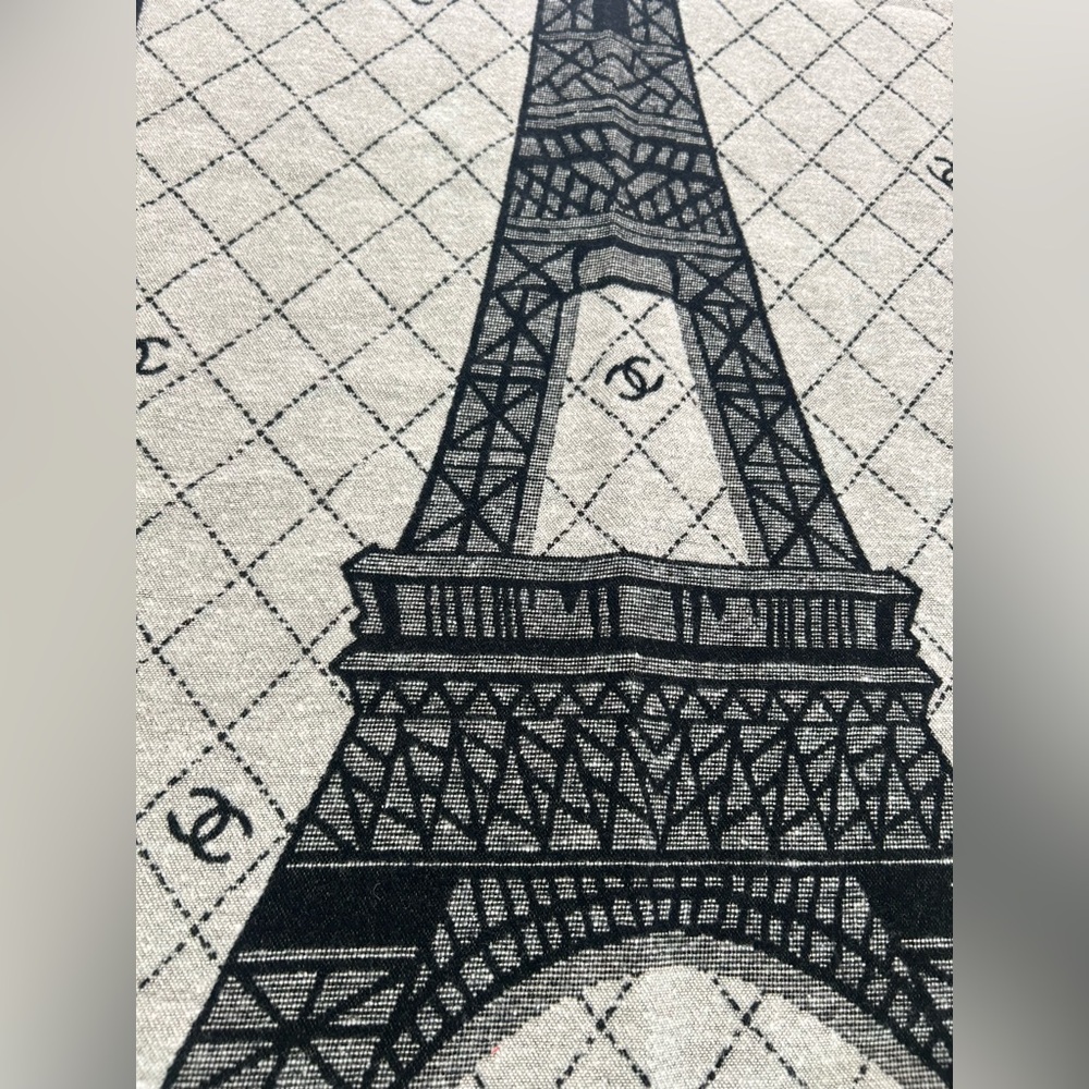 🛑SOLD🛑 CHANEL Black/White Eiffel Tower Print Scarf  | Black White - Picture 7 of 14